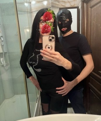 Опытная в искусстве удовольствия, я готова доставить тебе незабываемые моменты нашей встречи. У меня есть множество услуг, которые покорят твое сердце и тело. Шаловливые руки, ласковые губы и стройное тело - все это для тебя. Ты можешь рассчитывать на полное удовлетворение своих сексуальных фантазий и желаний. Мои отзывы говорят сами за себя - мои клиенты остаются довольными и счастливыми после каждой встречи со мной. Не стесняйся и позвони мне, чтобы узнать больше о возможностях нашего свидания. Жду тебя в Москве! 😉🌟🔥 Ядвига